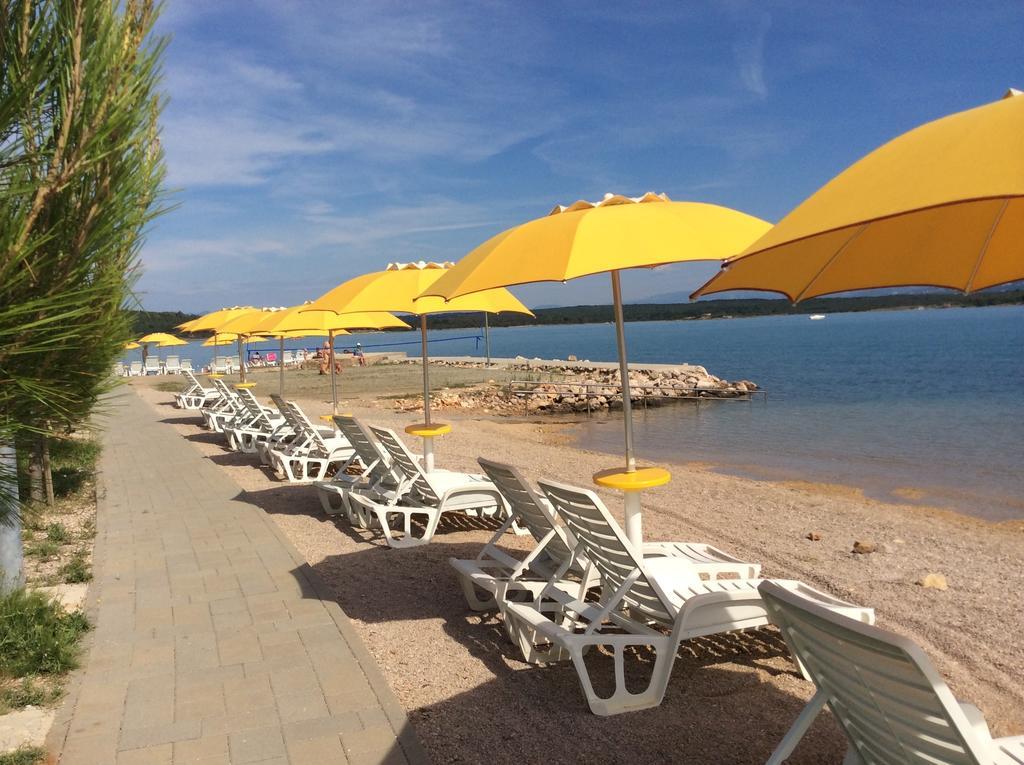 Apartments Coral, Klimno, Island Krk Exteriér fotografie